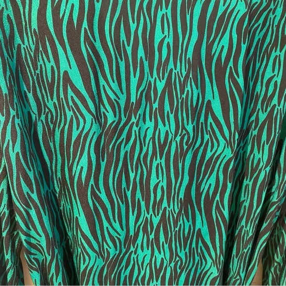 Karen Britchick x The Drop Green & Black Zebra Midi Long sleeve Dress Si… - Picture 9 of 11